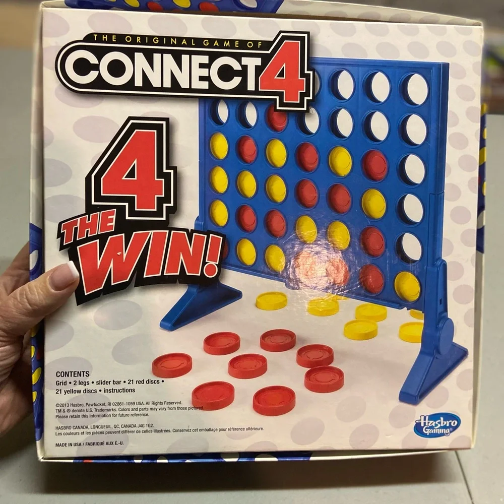 Connect 4 Original Board Game by Hasbro (2013) Complete w/ Box